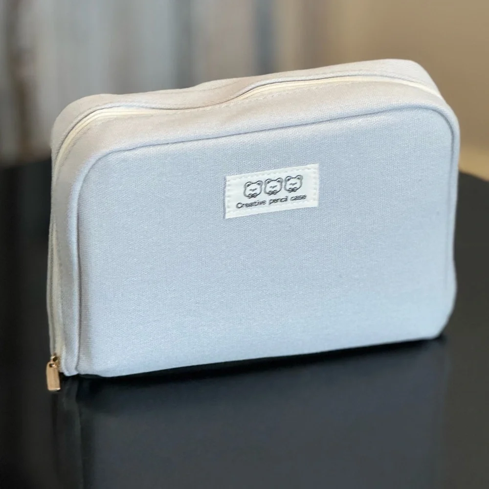 Travel Watercolor Painting Set - 42 Color Fan, Portable Brushes, Carrying Case - Picture 7 of 14